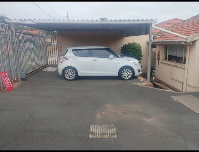 3 BEDROOM HOUSE FOR SALE IN BLUFF